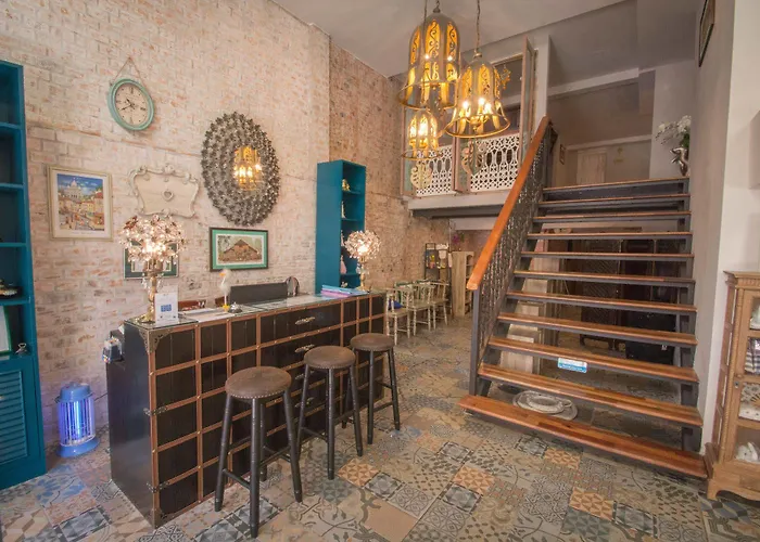 Si Phum Heritage Boutique Bed & Breakfast